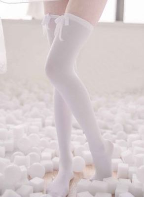 奇怪的她